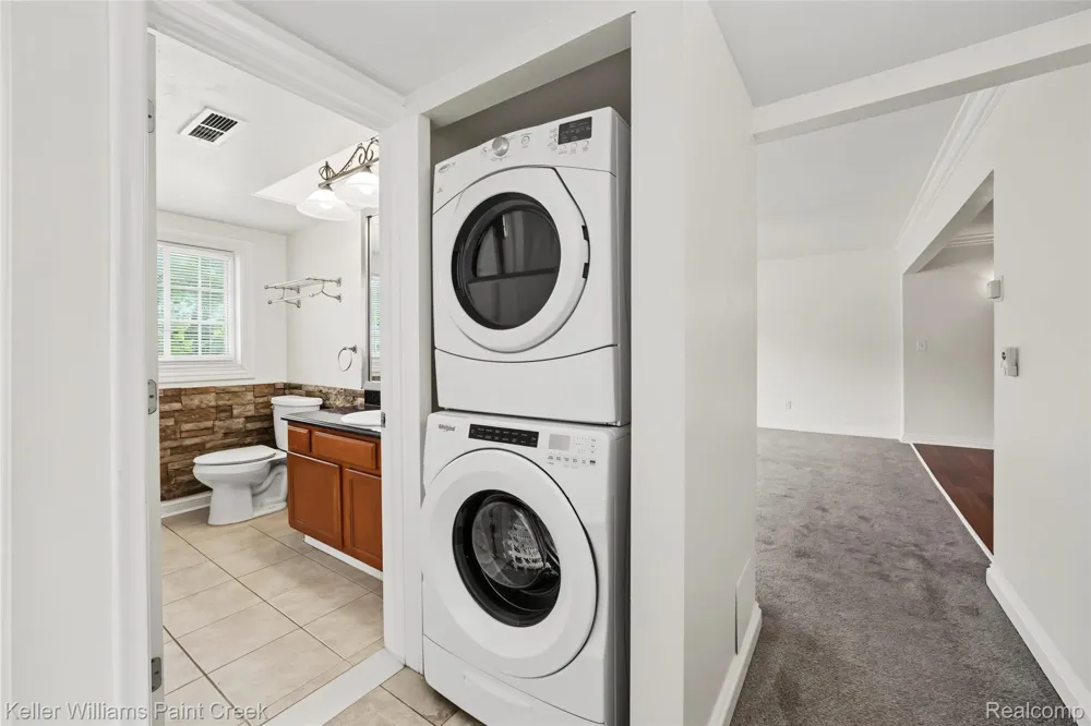 2311 Walton Boulevard #44 Rochester Hills City, MI 48309