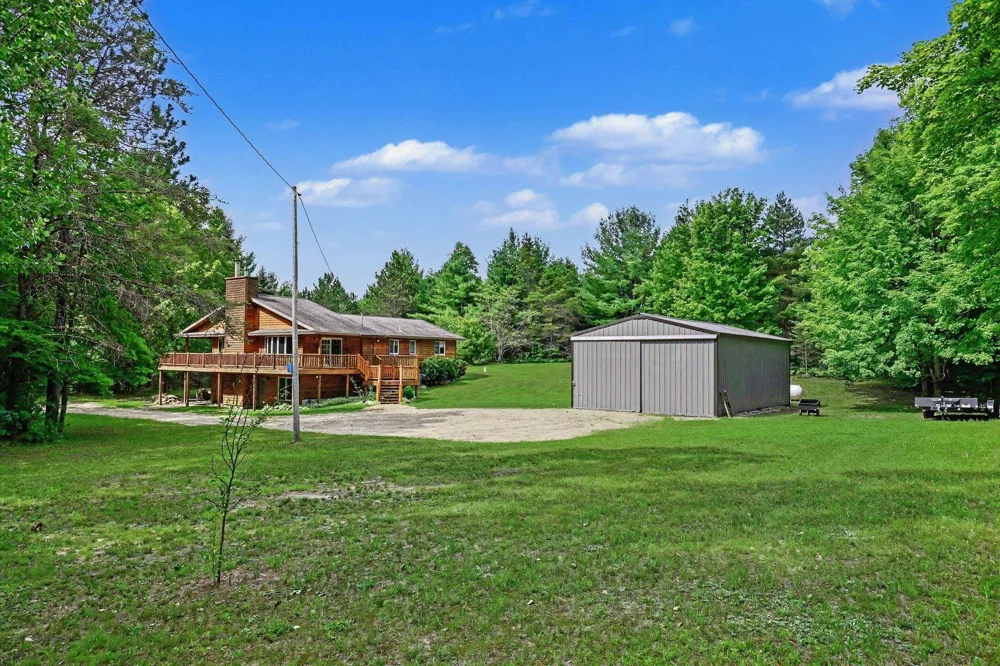 3471 County Road 571 Excelsior Township, MI 49646