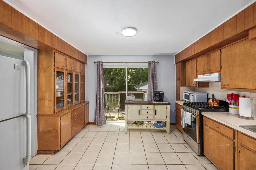 852 Leonard Street NE Grand Rapids City, MI 49503