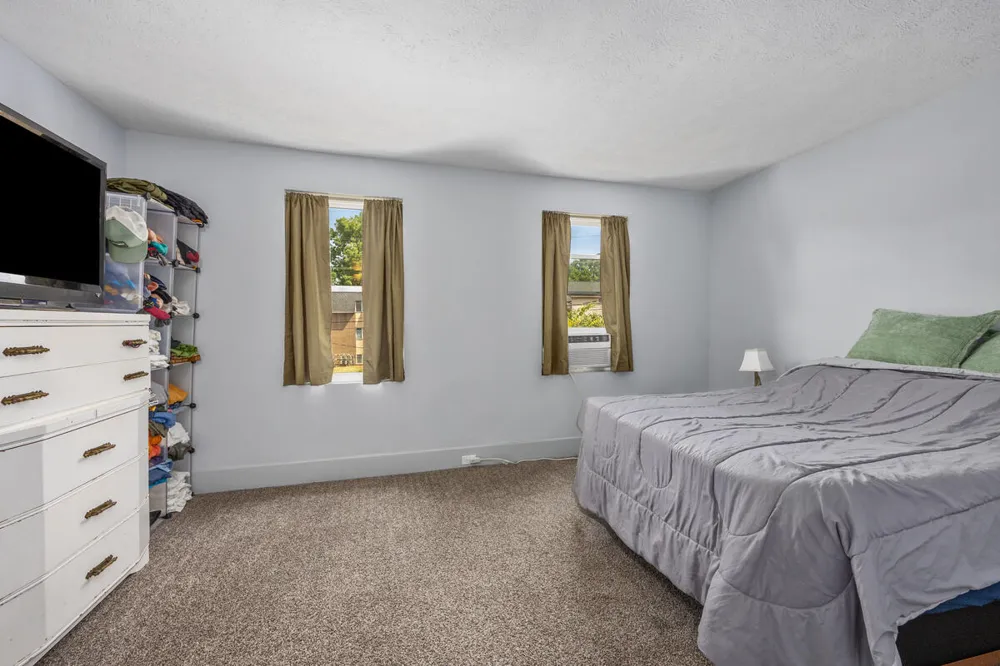 852 Leonard Street NE Grand Rapids City, MI 49503