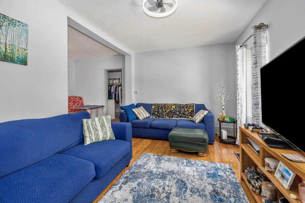 852 Leonard Street NE Grand Rapids City, MI 49503