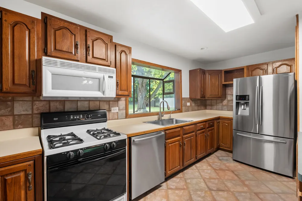 12876 Helmer Road S Battle Creek City, MI 49015