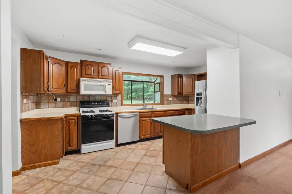 12876 Helmer Road S Battle Creek City, MI 49015