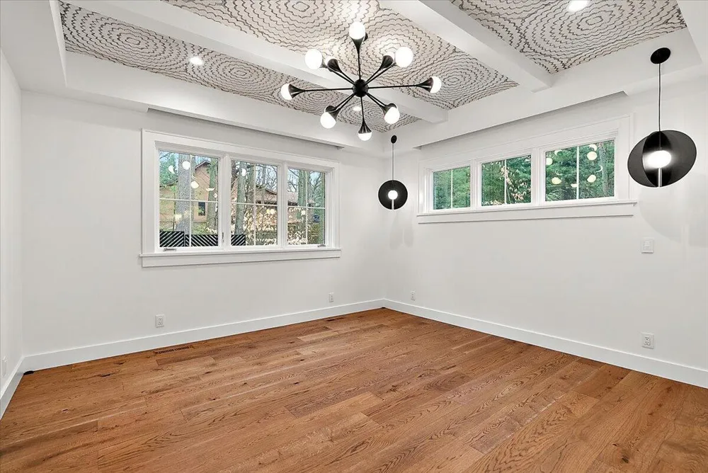 317 Lakeshore Drive Park Township, MI 49424