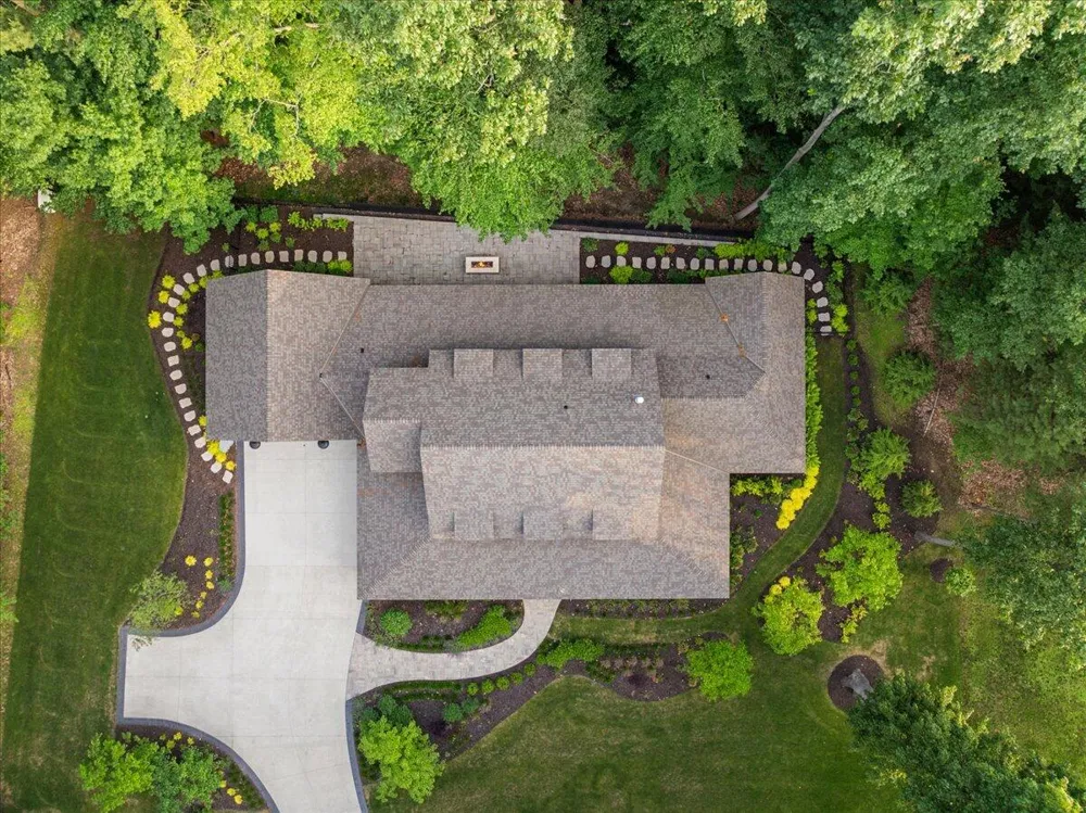 317 Lakeshore Drive Park Township, MI 49424