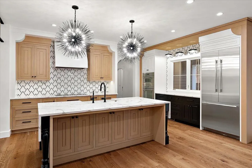 317 Lakeshore Drive Park Township, MI 49424