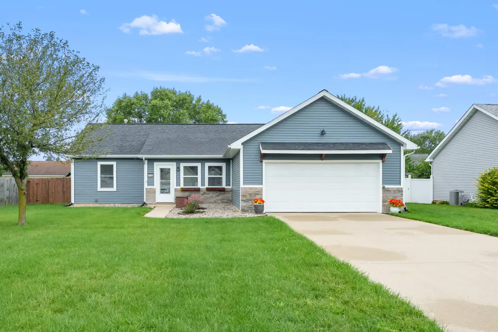1138 Wintercherry Lane Vicksburg Village, MI 49097