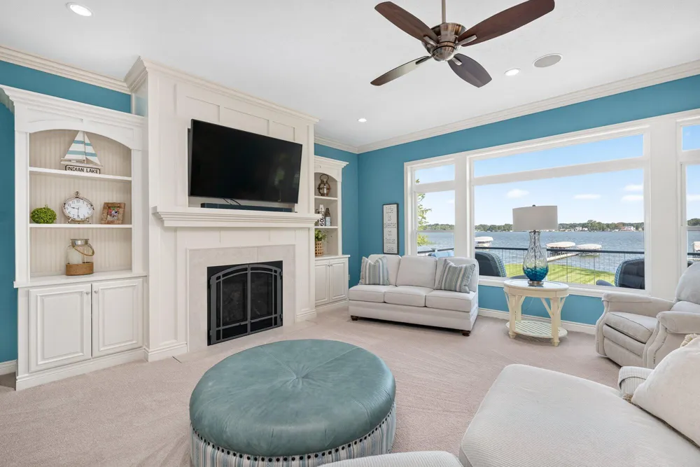 7705 S Indian Lake Drive Brady Township, MI 49097
