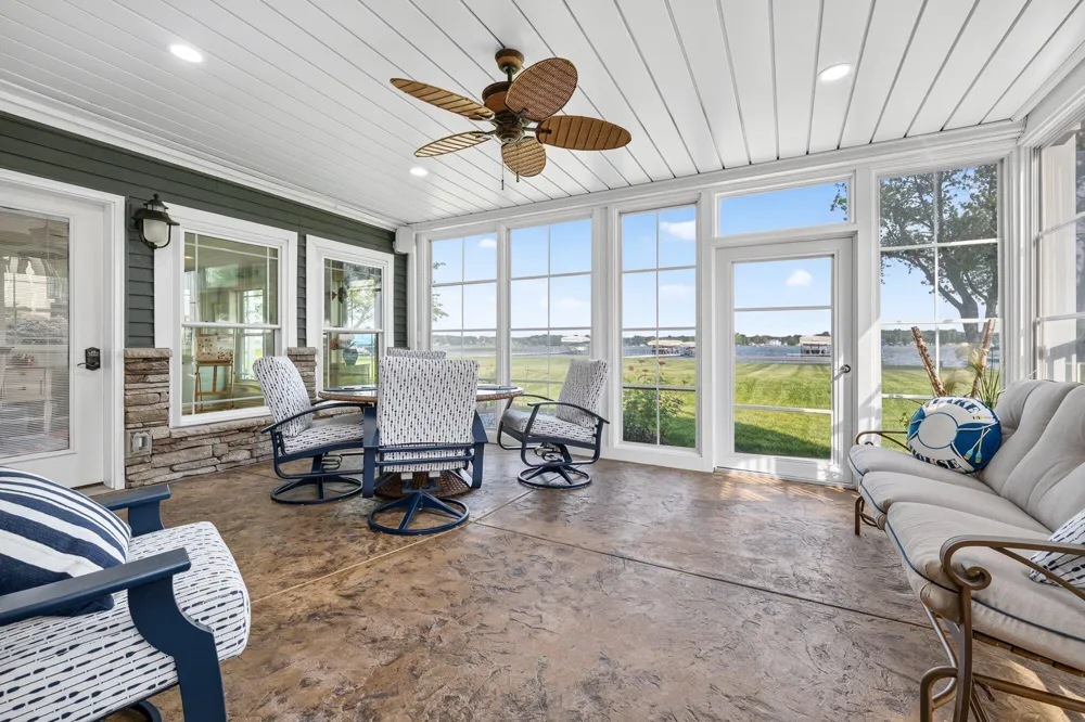 7705 S Indian Lake Drive Brady Township, MI 49097