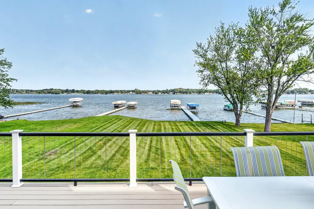 7705 S Indian Lake Drive Brady Township, MI 49097