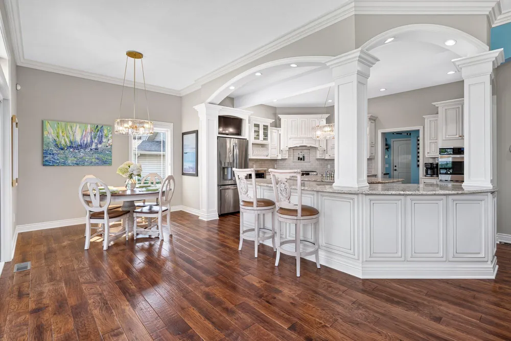 7705 S Indian Lake Drive Brady Township, MI 49097