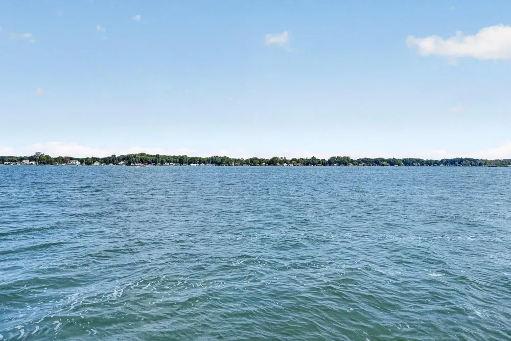 7705 S Indian Lake Drive Brady Township, MI 49097