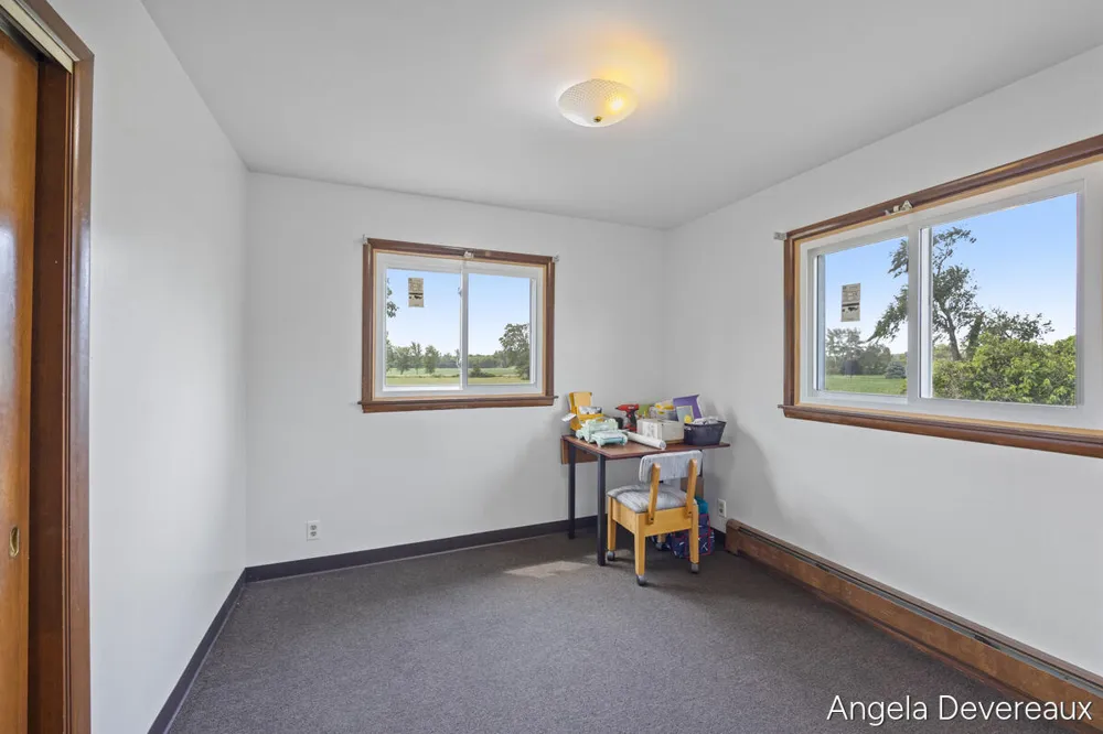 2637 17 Mile Road Tyrone Township, MI 49330