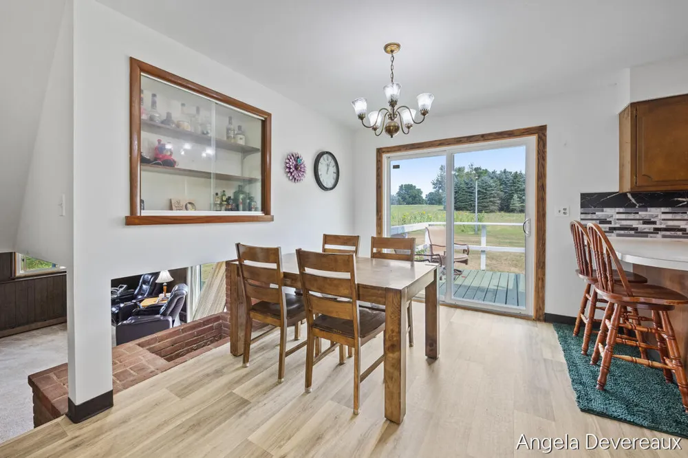 2637 17 Mile Road Tyrone Township, MI 49330