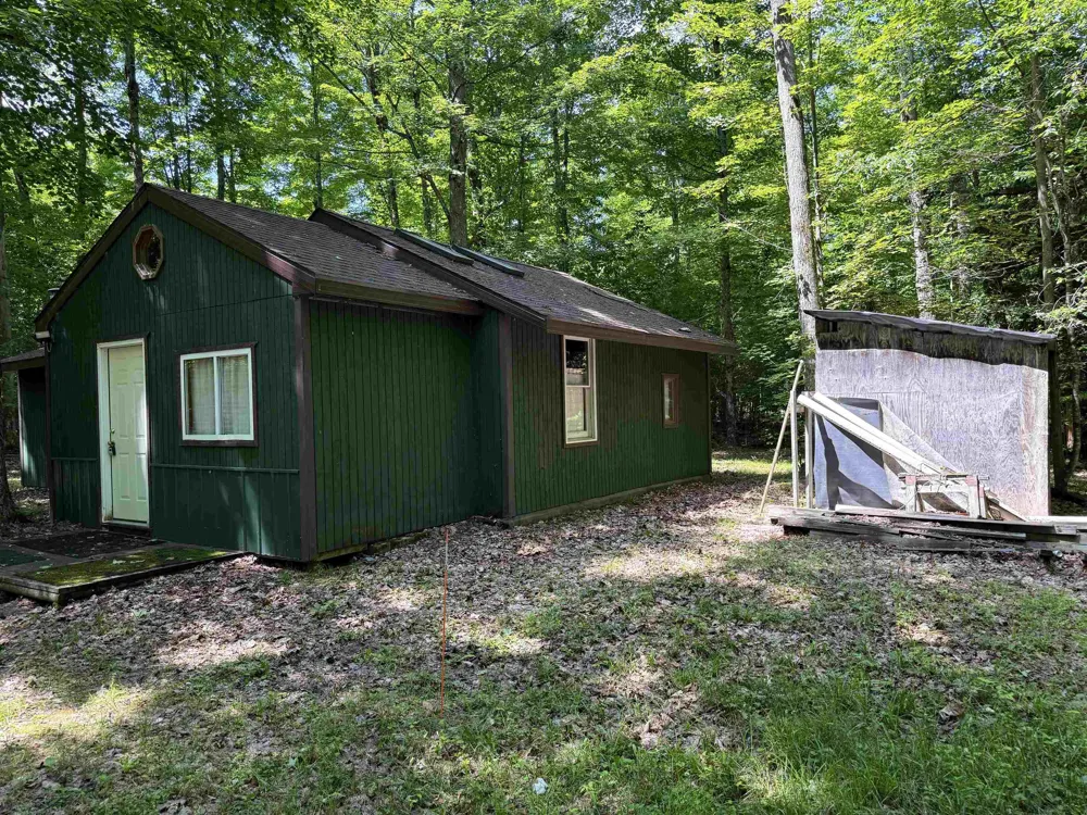 5333 SE Wintergreen Trail Excelsior Township, MI 49646