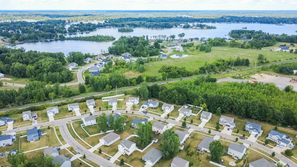635 Rockway Drive Linden City, MI 48451