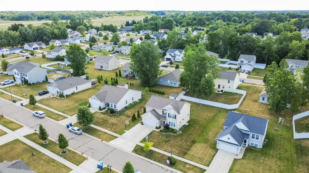 635 Rockway Drive Linden City, MI 48451
