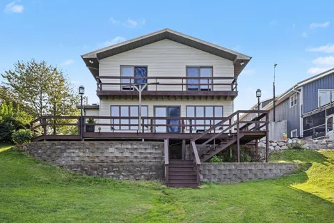 70219 Hilltop Drive