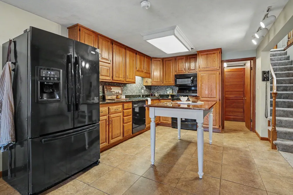 70219 Hilltop Drive Porter Township, MI 49130