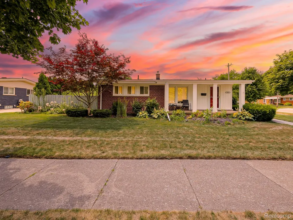 2681 Emeline Street Trenton City, MI 48183
