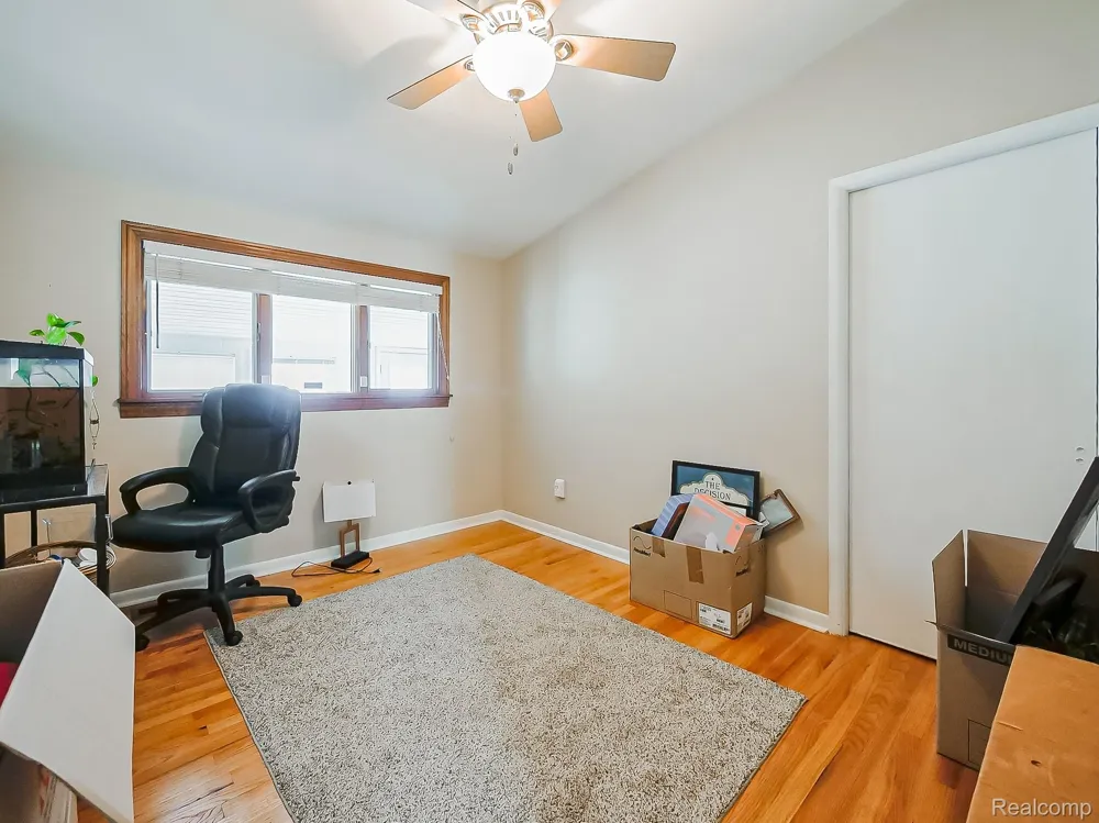 2681 Emeline Street Trenton City, MI 48183