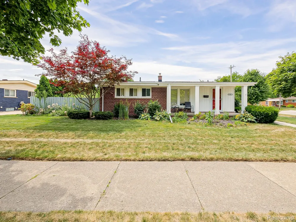2681 Emeline Street Trenton City, MI 48183
