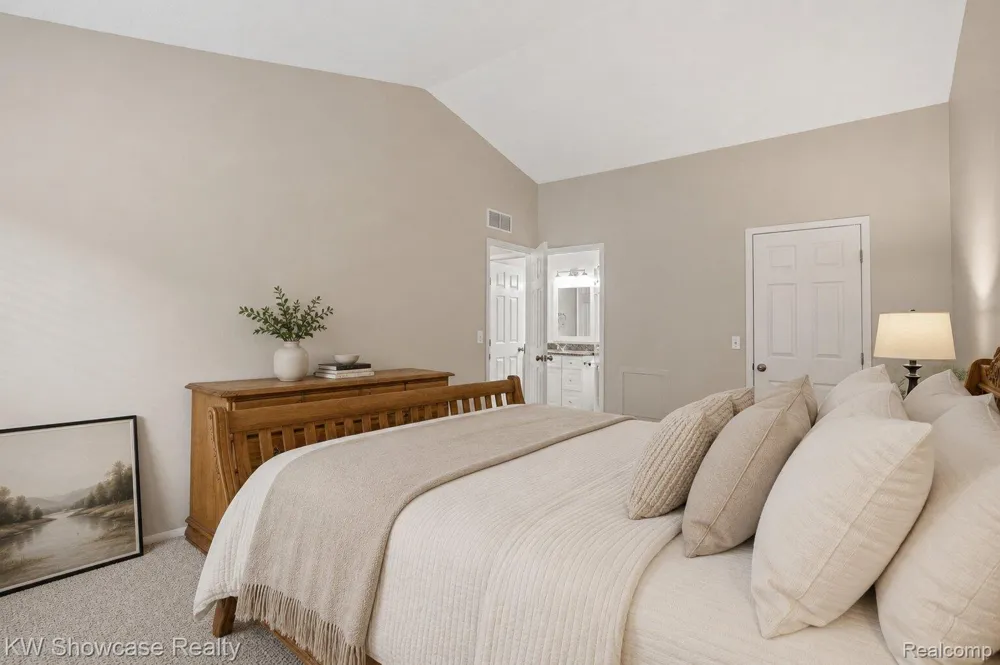 1499 Mariner Drive Walled Lake City, MI 48390