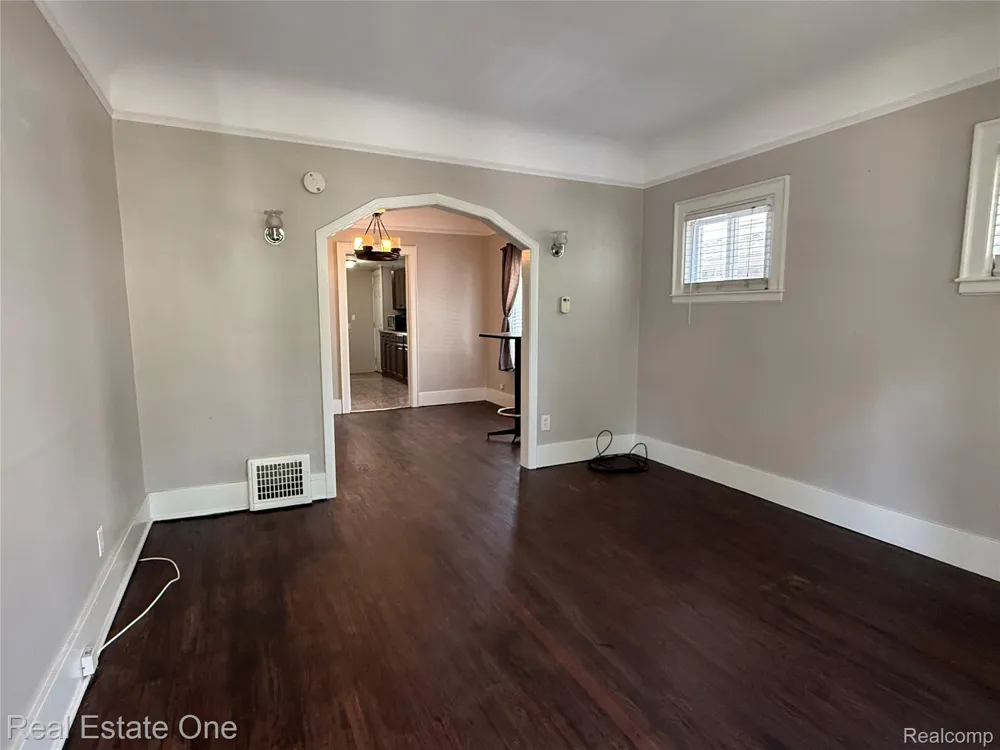 264 E Woodland Street Ferndale City, MI 48220