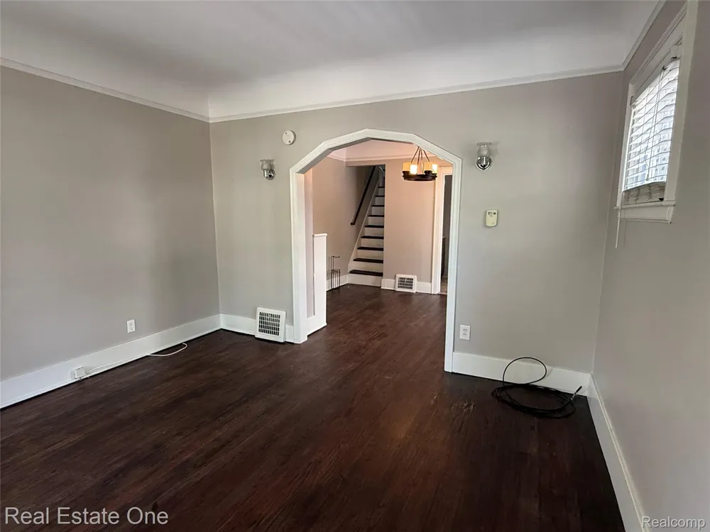264 E Woodland Street Ferndale City, MI 48220