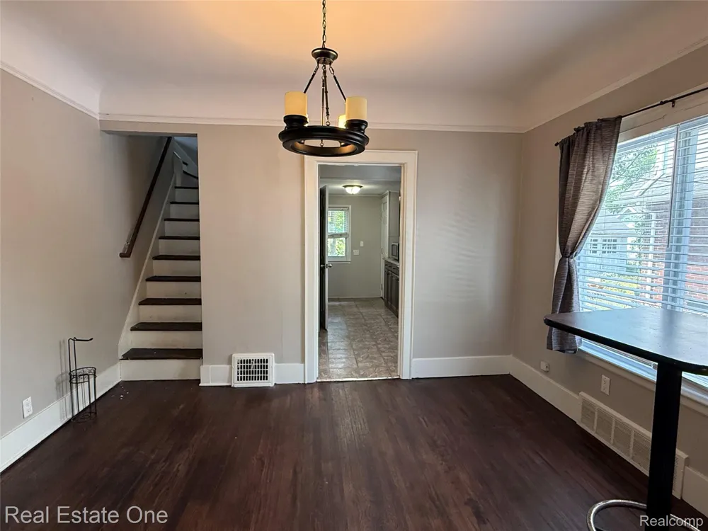264 E Woodland Street Ferndale City, MI 48220