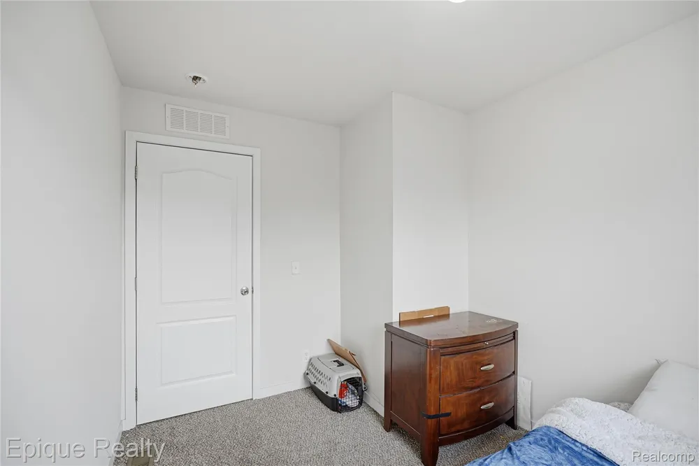 15346 Enchante Clinton Charter Township, MI 48038