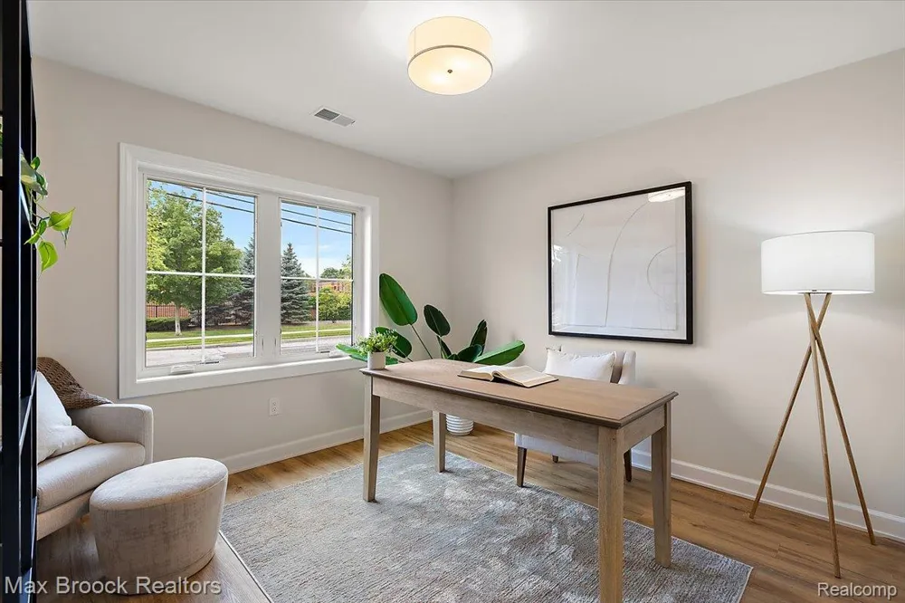 378 Notre Dame Street Grosse Pointe City, MI 48230
