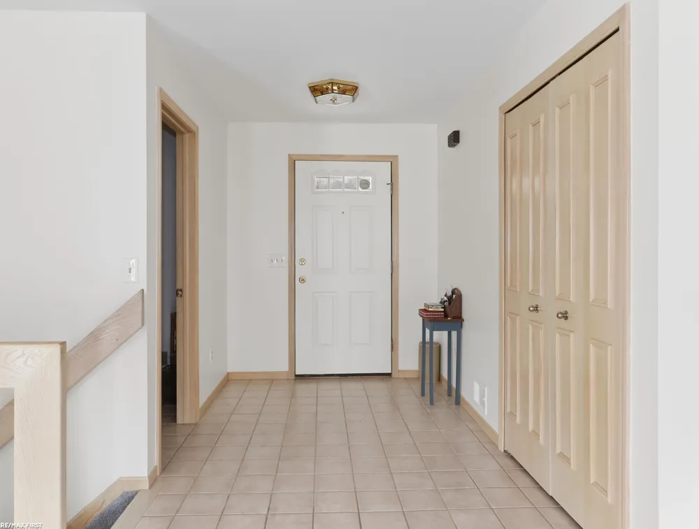 39328 Rivercrest Avenue Harrison Charter Township, MI 48045