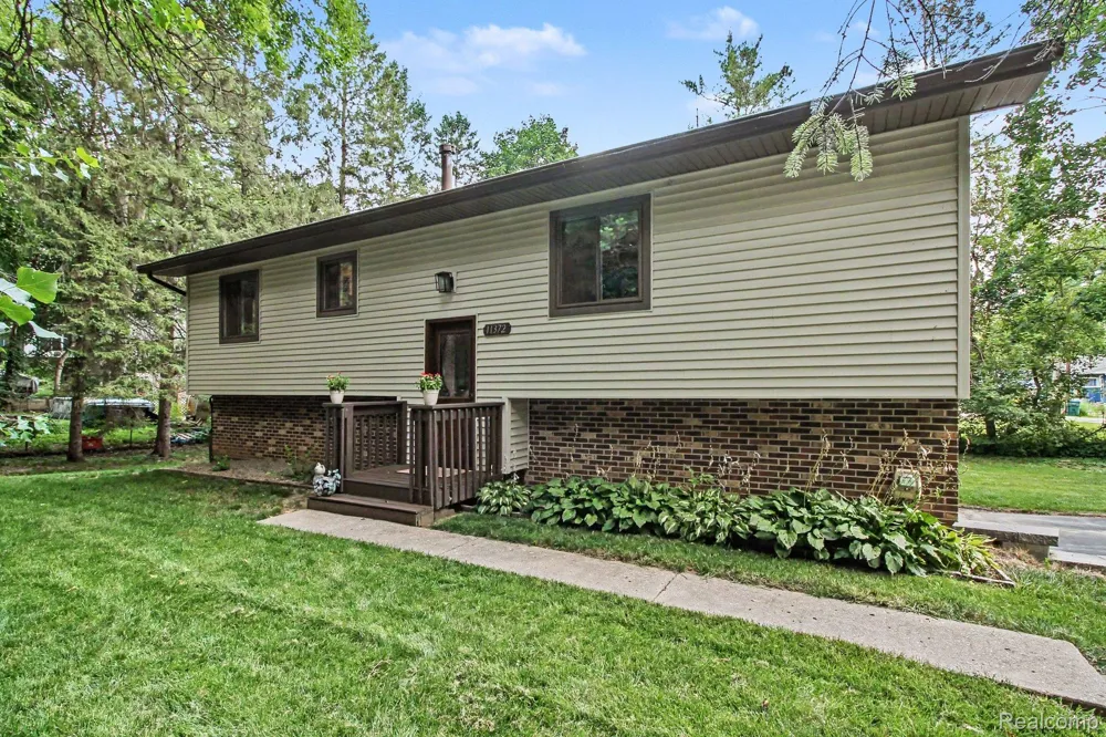 11372 Outer Drive Putnam Township, MI 48169