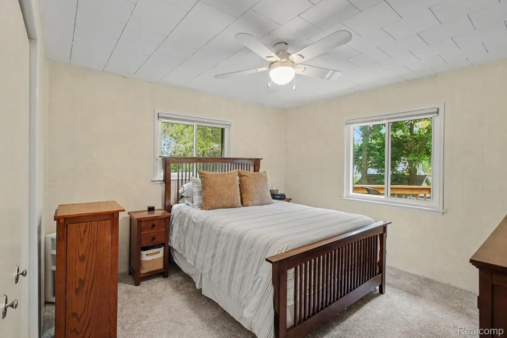 11372 Outer Drive Putnam Township, MI 48169