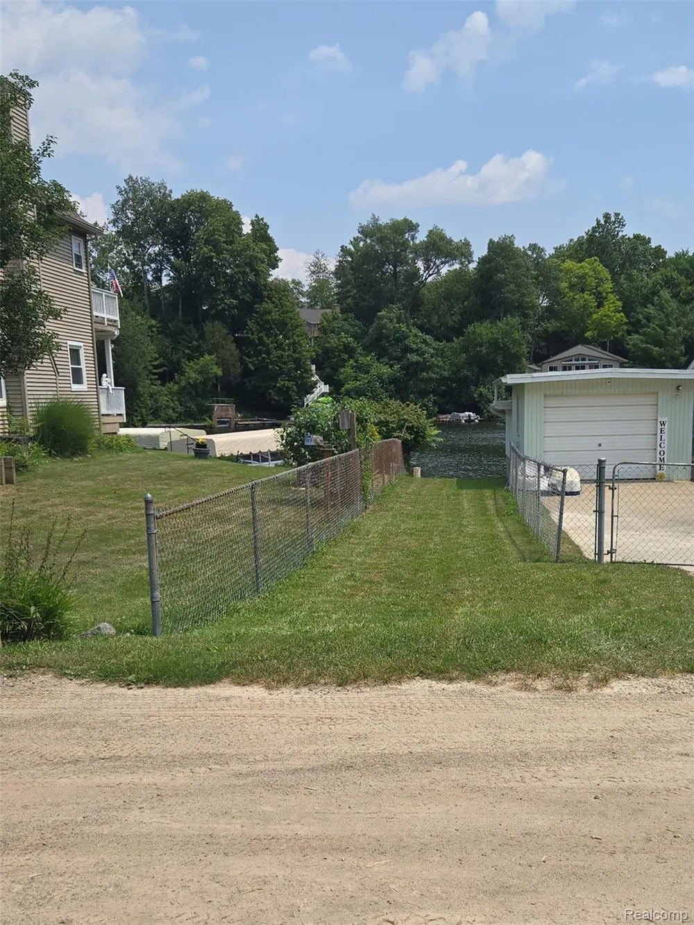 11372 Outer Drive Putnam Township, MI 48169