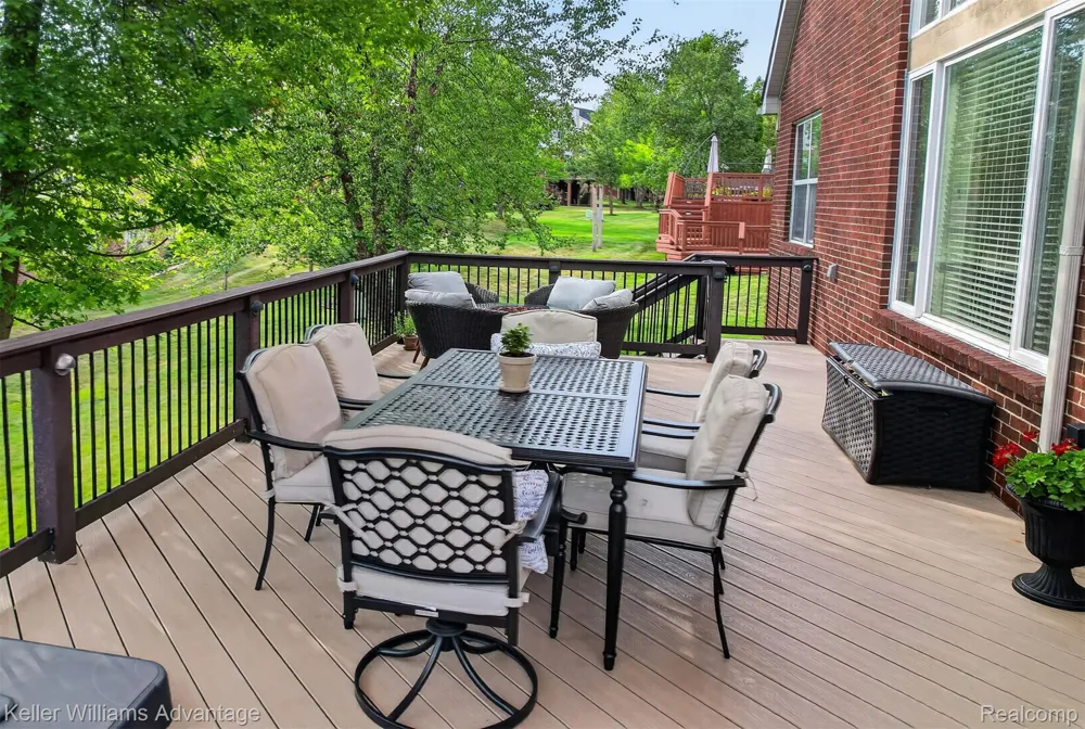 16971 Algonquin Drive Northville Township, MI 48168