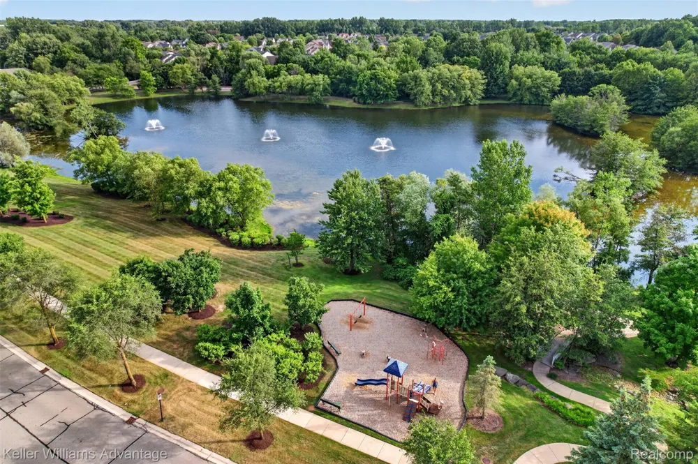 16971 Algonquin Drive Northville Township, MI 48168