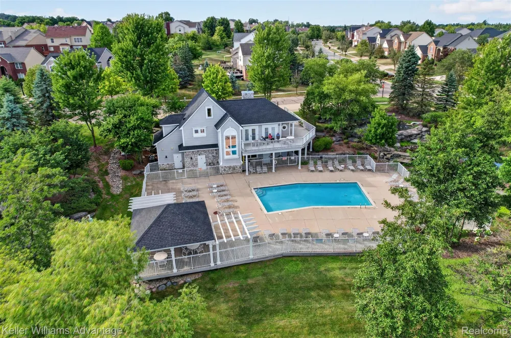 16971 Algonquin Drive Northville Township, MI 48168