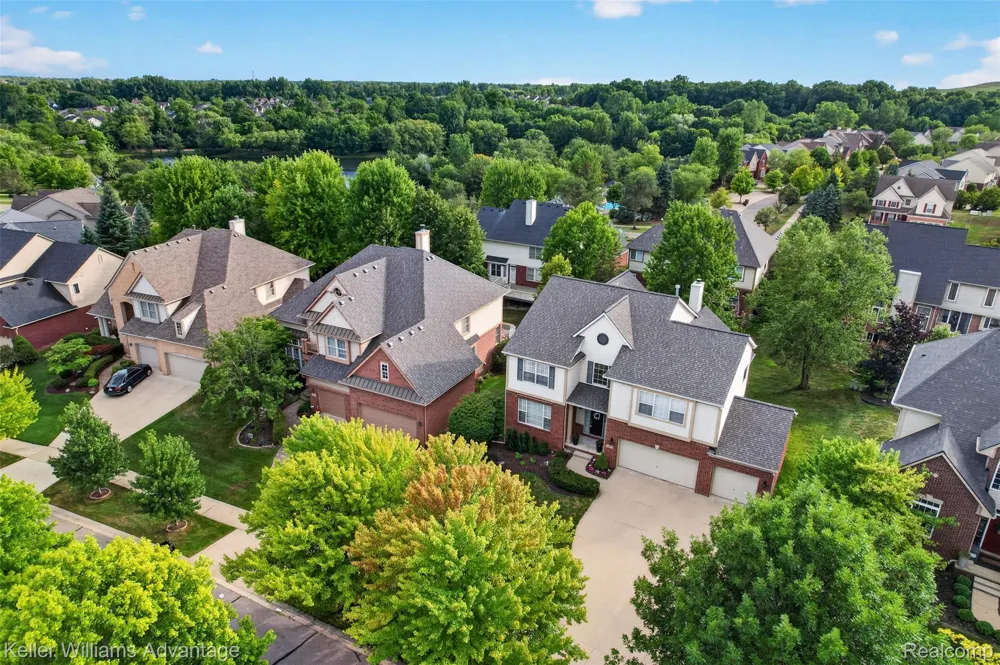 16971 Algonquin Drive Northville Township, MI 48168