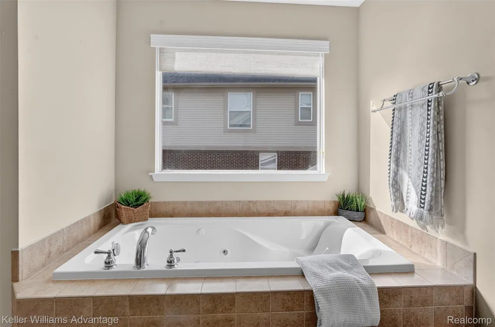 16971 Algonquin Drive Northville Township, MI 48168