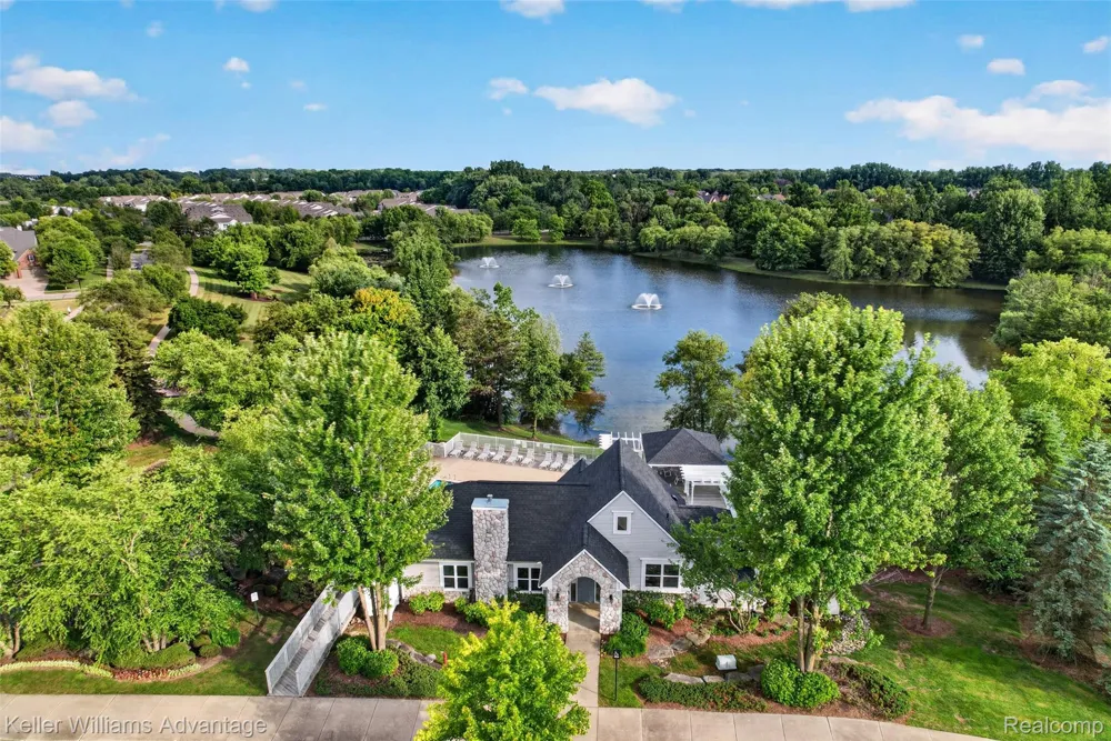 16971 Algonquin Drive Northville Township, MI 48168