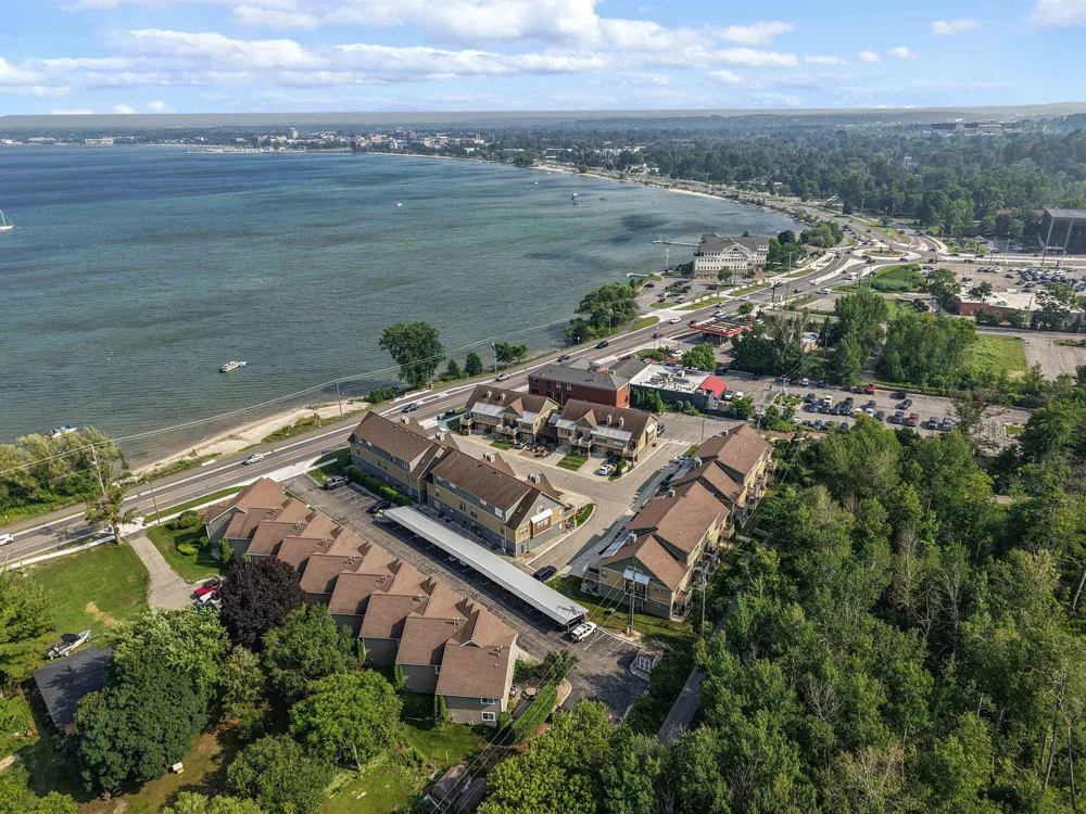 13802 S West Bayshore Drive Elmwood Charter Township, MI 49684