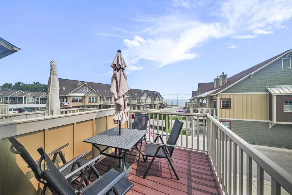 13802 S West Bayshore Drive Elmwood Charter Township, MI 49684