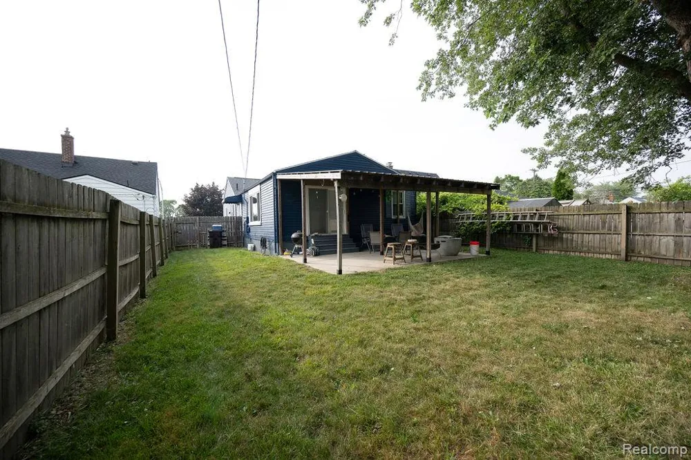 3227 Charles Street Trenton City, MI 48183