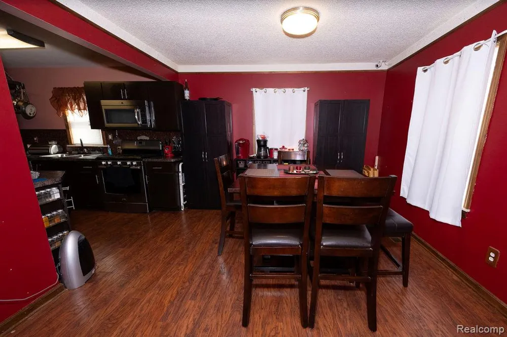 3227 Charles Street Trenton City, MI 48183