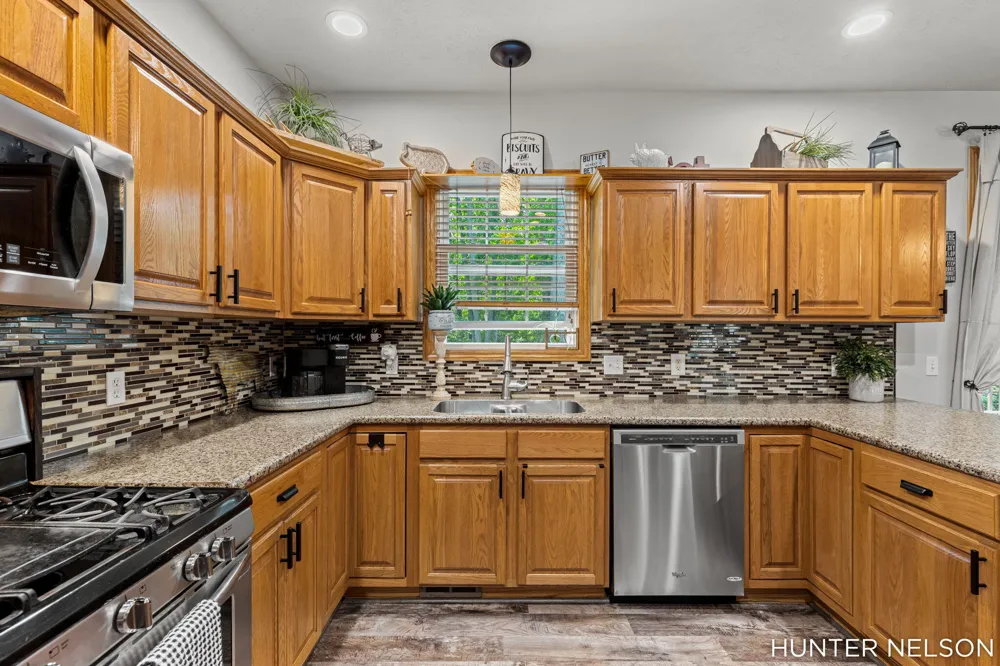 3160 Cottage Court Algoma Township, MI 49319
