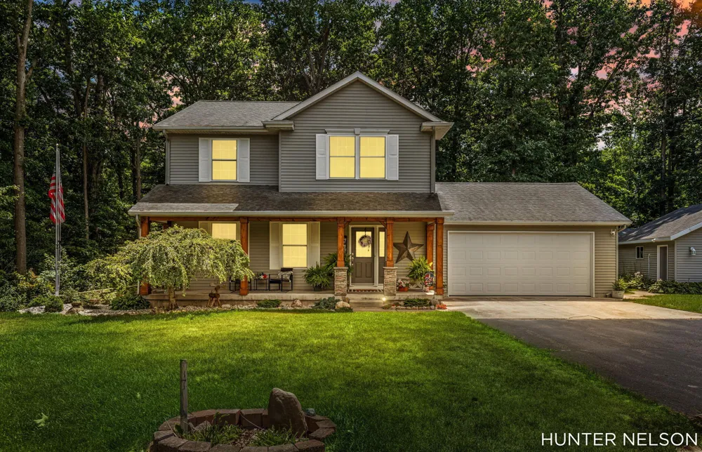 3160 Cottage Court Algoma Township, MI 49319