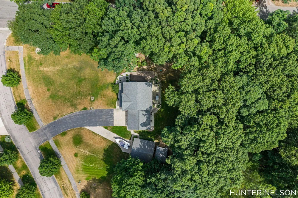 3160 Cottage Court Algoma Township, MI 49319