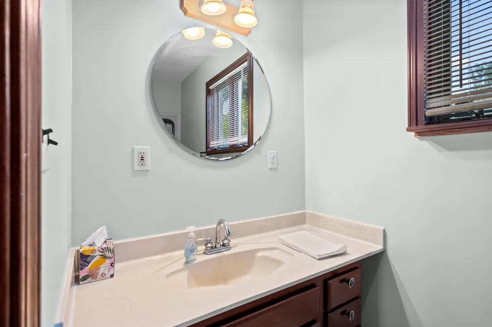 4725 E North Territorial Road Northfield Township, MI 48105